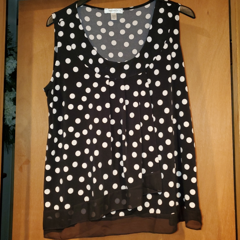 Black and white polk a dot